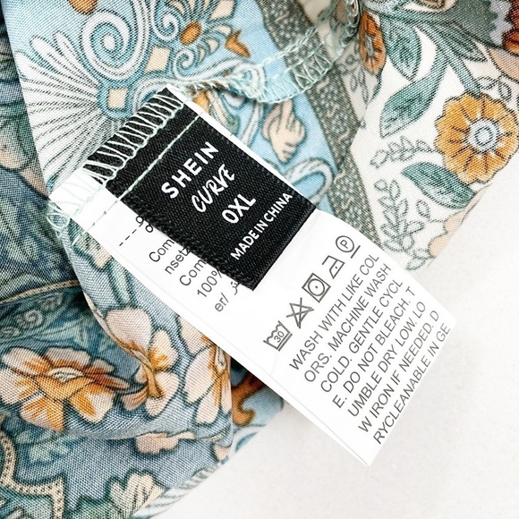 SHEIN Curve multicolored floral print plus size dress - Picture 3 of 5